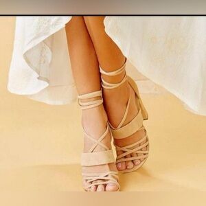 GUESS Beige Suede Strappy Block Heel Sandals Size 8.5
